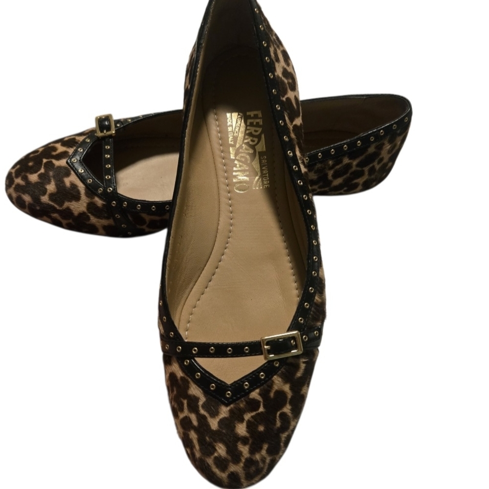 Salvatore Ferragamo Leopard Print Women's Flats - Picture 2 of 16